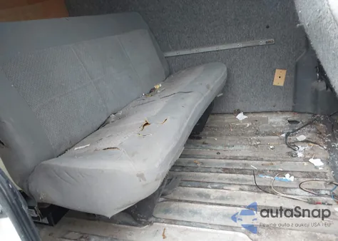 1993 Ford Econoline E350 Super Duty Van from USA, damaged, VIN 1FTJS34H9PHB76573